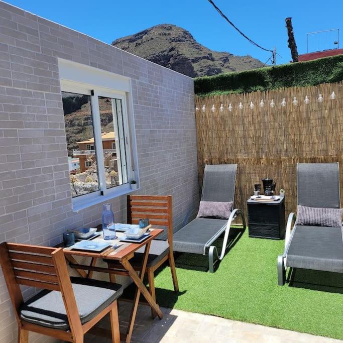 Hikers Haven Courtyard Tamaimo Tenerife El Molledo